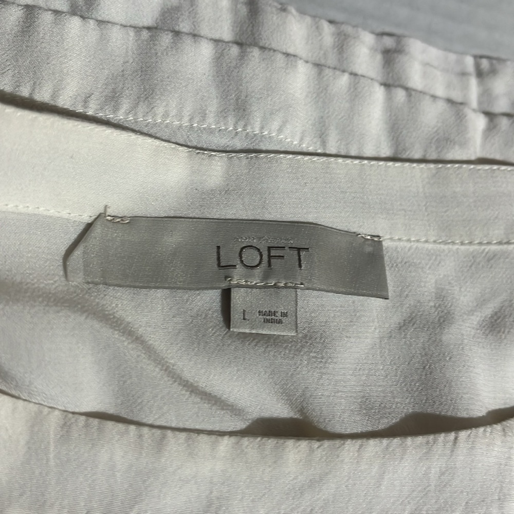 Loft White Embroidered Bell Sleeve Top‎ Size L - Picture 5 of 7
